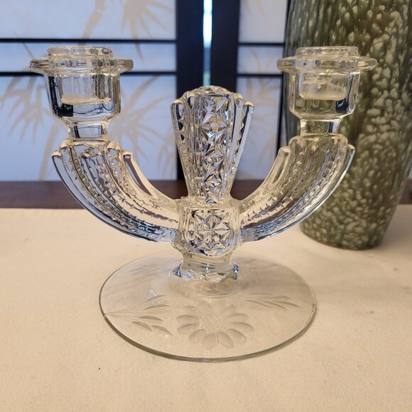 1930s Pair of Duncan Miller Double Candlestick Holder with Etched Flowers - Picture 2 of 7